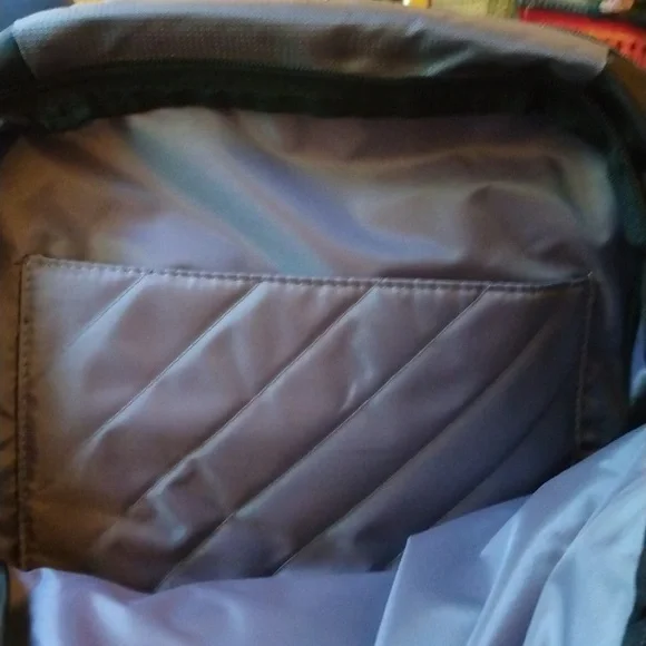 NWT Dell Tek Backpack 15.6" /40 cm Black Many Pockets & Padded Laptop Pocket - Picture 12 of 15